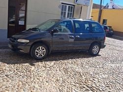 Usado 2000 Chrysler Voyager Monovolume | € 2.000