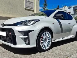 Branco Usado 2022 Toyota Yaris Citadino | € 55.000