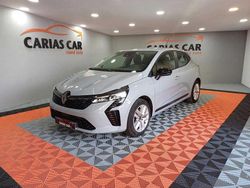 Cinza Usado 2024 Renault Clio V Evolution | € 21.750 (Preço elevado)