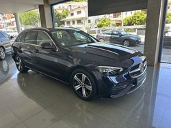 Azul cavansite Usado 2022 Mercedes C220 | € 38.950 (Preço justo)