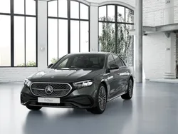 Cinzento Novo 2025 Mercedes E300 Sedan | € 87.675