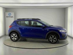 Azul Usado 2024 Dacia Sandero Expression Citadino | € 17.290 (Preço justo)