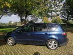 Usado 2010 Ford S-MAX S Sedan | € 6.500 (Bom preço)