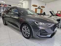 Cinzento Usado 2023 Ford Focus ST-Line Carrinha | € 25.800 (Preço justo)