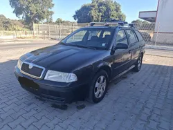 Usado 2002 Skoda Octavia Carrinha | € 1.900