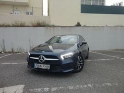 Azul Usado 2019 Mercedes A180 Style Sedan | € 25.900 (Caro)