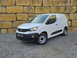 Branco Usado 2021 Peugeot Partner Premium Monovolume | € 14.500 (Bom preço)