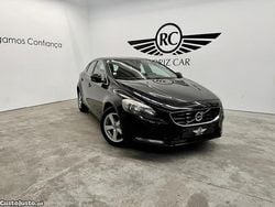 Preto Usado 2013 Volvo V40 Momentum Carrinha | € 11.900 (Preço justo)