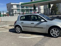 Usado 2003 Renault Mégane II Sedan | € 2.300