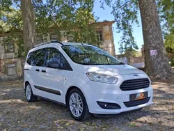 Usado 2020 Ford Tourneo Courier Monovolume | € 16.250 (Preço justo)