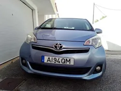 Usado 2011 Toyota Verso-S Monovolume | € 9.300