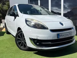 Branco Usado 2010 Renault Scénic III Monovolume | € 7.990 (Preço justo)