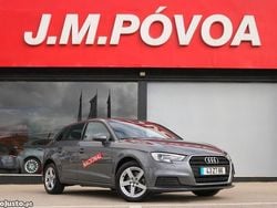 Cinza Usado 2020 Audi A3 Sportback Design Citadino | € 16.990 (Bom preço)