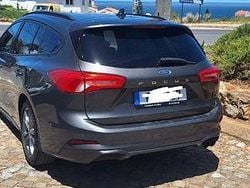 Usado 2018 Ford Focus ST-Line Sedan | € 12.500 (Preço justo)