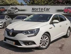 Branco Usado 2018 Renault Mégane IV LIMITED Sedan | € 14.890 (Preço justo)