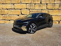 Preto Usado 2023 Renault Mégane Iconic | € 33.500 (Preço justo)