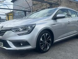 Cinza Usado 2018 Renault Mégane GrandTour Intens Carrinha | € 12.490 (Preço justo)