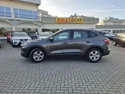 Cinza escuro Usado 2021 Ford Kuga Trend SUV | € 21.000