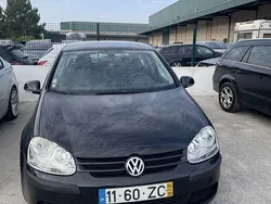 Usado 2004 VW Golf V Sedan | € 5.550