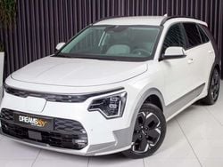Branco Usado 2022 Kia e-Niro Vision SUV | € 29.900 (Preço justo)