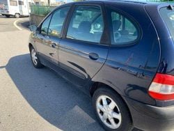 Usado 2001 Renault Scénic Monovolume | € 1.000