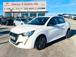Branco Usado 2022 Peugeot 208 Active Citadino | € 15.900 (Preço justo)
