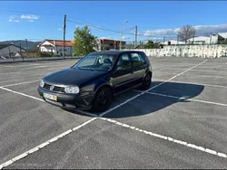 Usado 2001 VW Golf IV Sedan | € 3.750 (Bom preço)