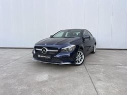 Azul Usado 2018 Mercedes CLA180 Urban Sedan | € 19.990 (Preço justo)