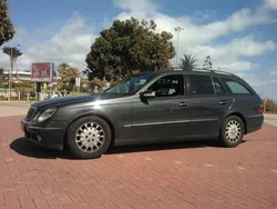 Usado 2003 Mercedes E220 Sedan | € 6.500