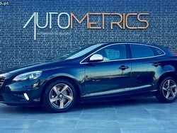 Preto Usado 2014 Volvo V40 R-Design Carrinha | € 11.500