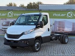 Branco Usado 2025 Iveco Daily | € 59.500