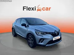 Cinza Usado 2023 Renault Captur Techno SUV | € 17.480 (Super Preço)