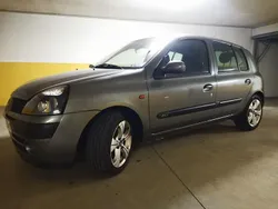 Usado 2001 Renault Clio II Expression Sedan | € 2.500