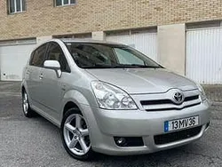 Usado 2006 Toyota Corolla Verso Monovolume | € 7.850