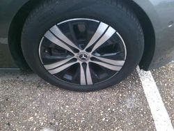 Cinzento selenite Usado 2023 Mercedes C220 | € 51.900