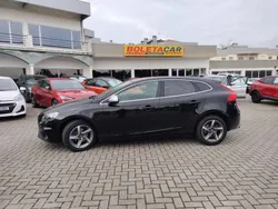 Preto Usado 2016 Volvo V40 R-Design Carrinha | € 16.250 (Preço elevado)