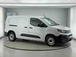 Branco Usado 2024 Opel Combo Monovolume | € 22.490 (Caro)