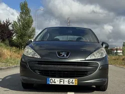 Usado 2008 Peugeot 207 Sedan | € 4.400 (Preço justo)