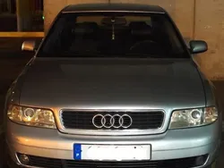 Usado 2000 Audi A4 Sedan | € 2.750 (Caro)