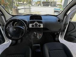 Branco Usado 2012 Renault Kangoo Monovolume | € 6.980