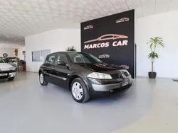 Preto Usado 2004 Renault Mégane II | € 5.500