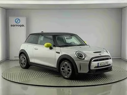 Branco Usado 2022 Mini Cooper SE Citadino | € 27.490 (Preço elevado)