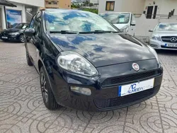 Preto Usado 2015 Fiat Punto Easy Citadino | € 6.990 (Bom preço)