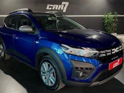 Azul Usado 2023 Dacia Sandero Comfort SUV | € 16.990 (Preço justo)