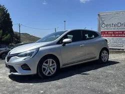 Cinza prata Usado 2020 Renault Clio V Intens Citadino | € 12.900 (Bom preço)