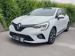 Branco Usado 2020 Renault Clio V Intens Citadino | € 11.990 (Preço justo)