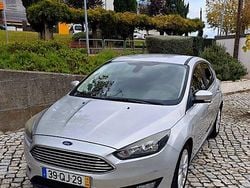 Usado 2015 Ford Focus Titanium Sedan | € 7.000 (Bom preço)