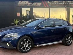 Azul Usado 2015 Volvo V40 CC Carrinha | € 13.990 (Preço justo)