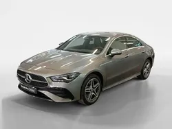 Cinza Usado 2024 Mercedes CLA250 AMG line Sedan | € 43.450