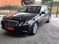 Azul Usado 2010 Mercedes E220 Avantgarde Carrinha | € 15.900 (Preço justo)